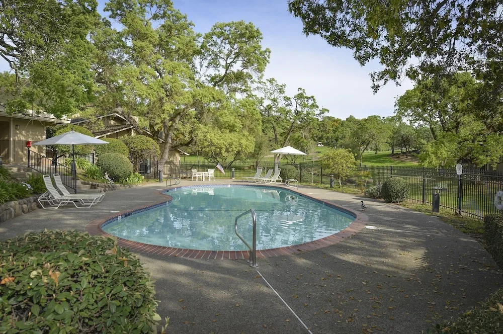 897 Oak Creek At Silverado 2 Bedroom Condo