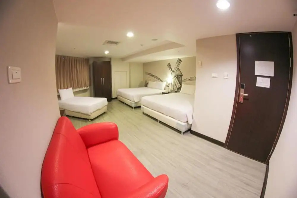 Newhotel