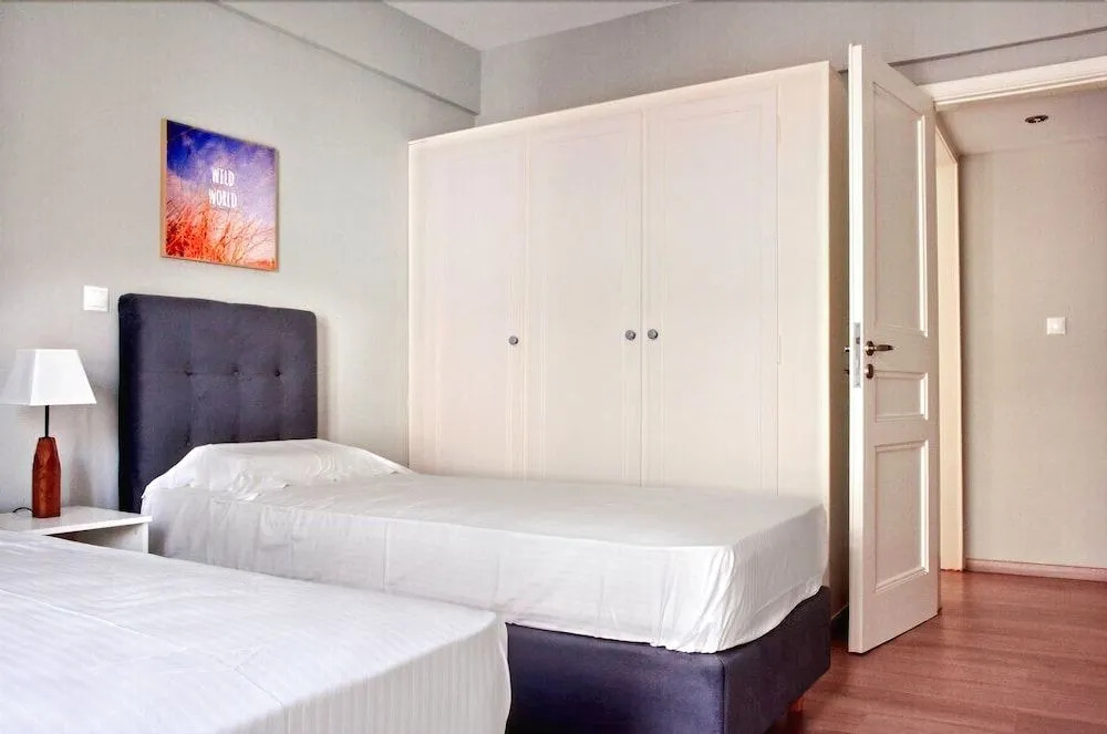 Three Bedrooms Apartment in City Center