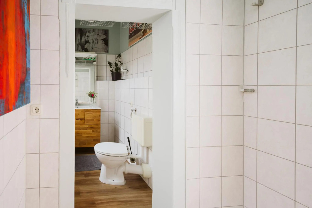 Charmante Altbau-Wohnung zwischen Altstadt und Klinikum mit Parkplatz