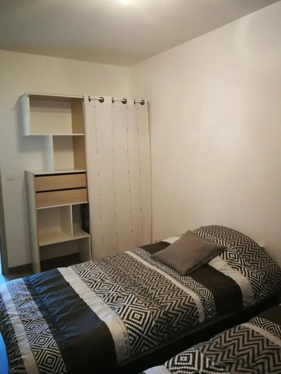 beau T2 lumineux 1er etage