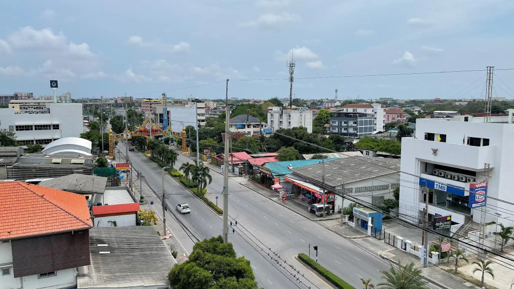 Baan Paknam Budget Hotel