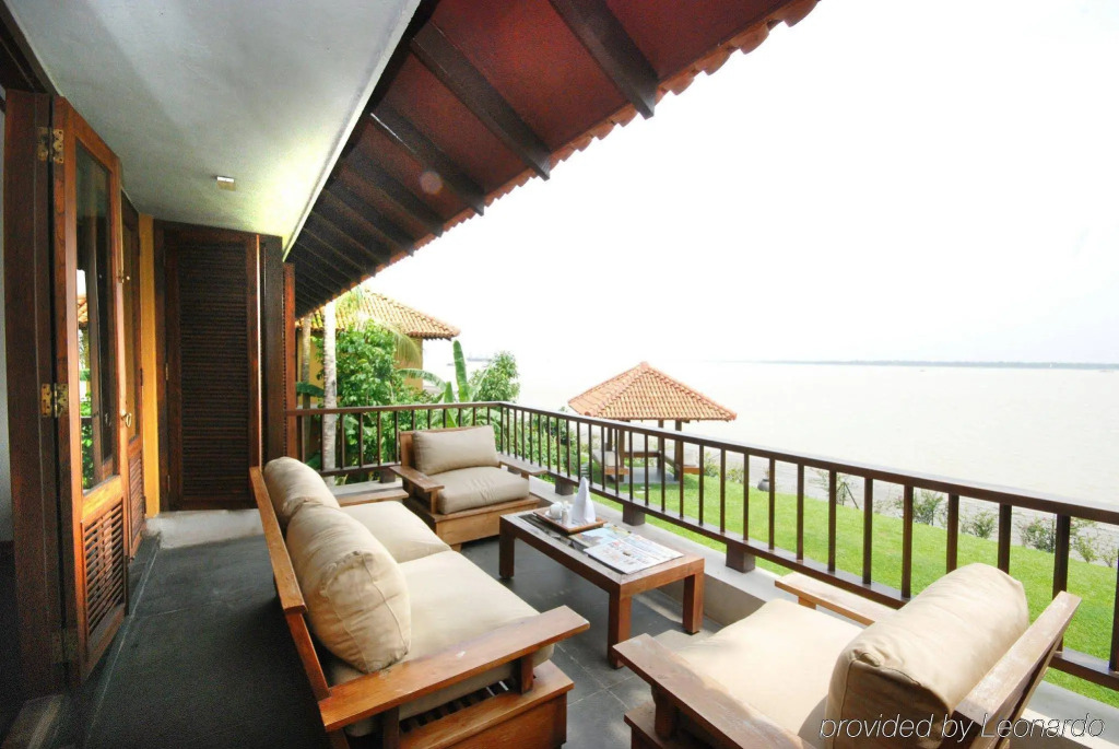 Taj Ganga Kutir Resort & Spa, Raichak