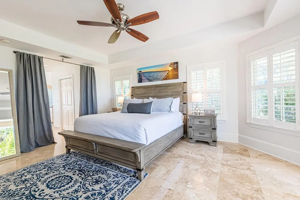 Bayshore Breeze S 31 Bayshore Dr 4BR 2BA 9