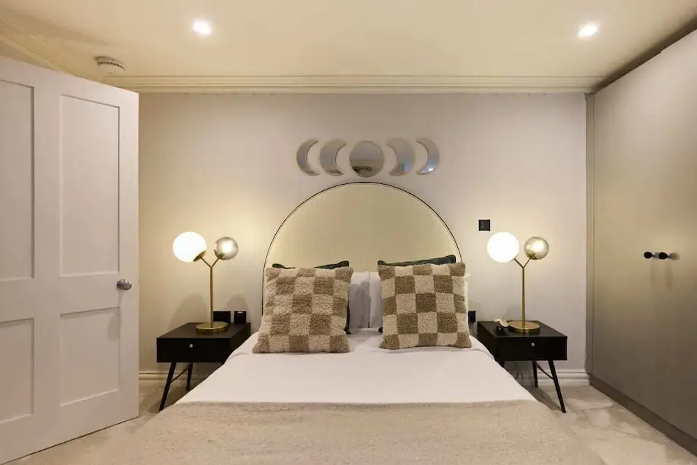 The Bayswater Retreat - Adorable 3bdr Flat With Balcony