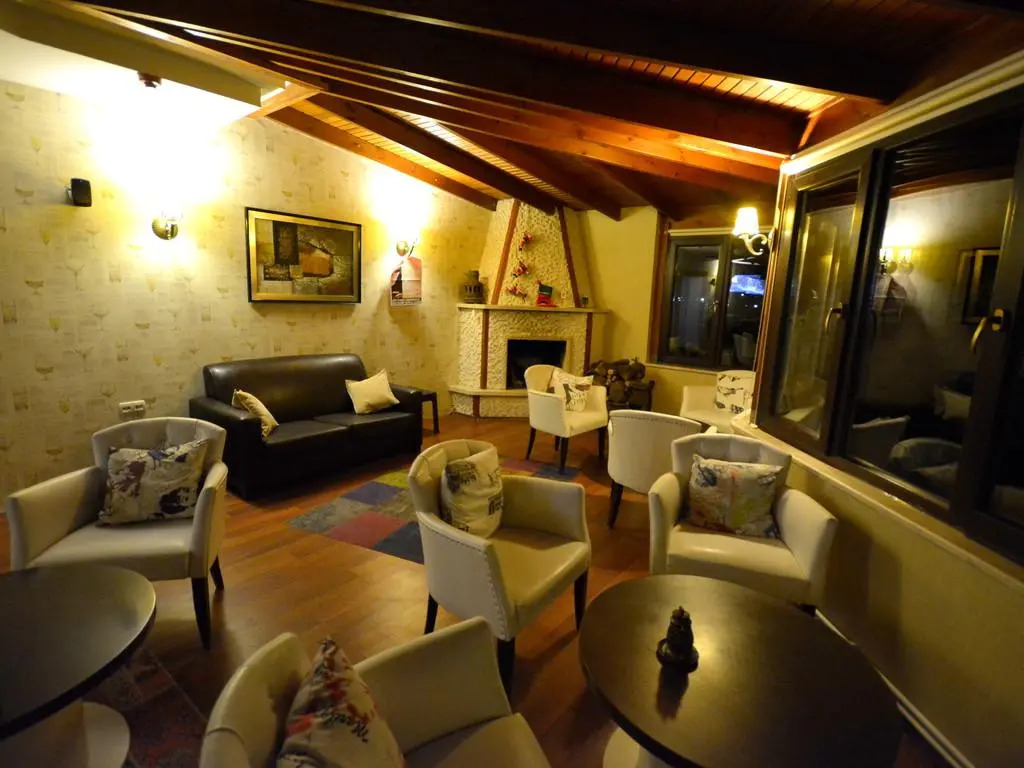 Velena Hotel