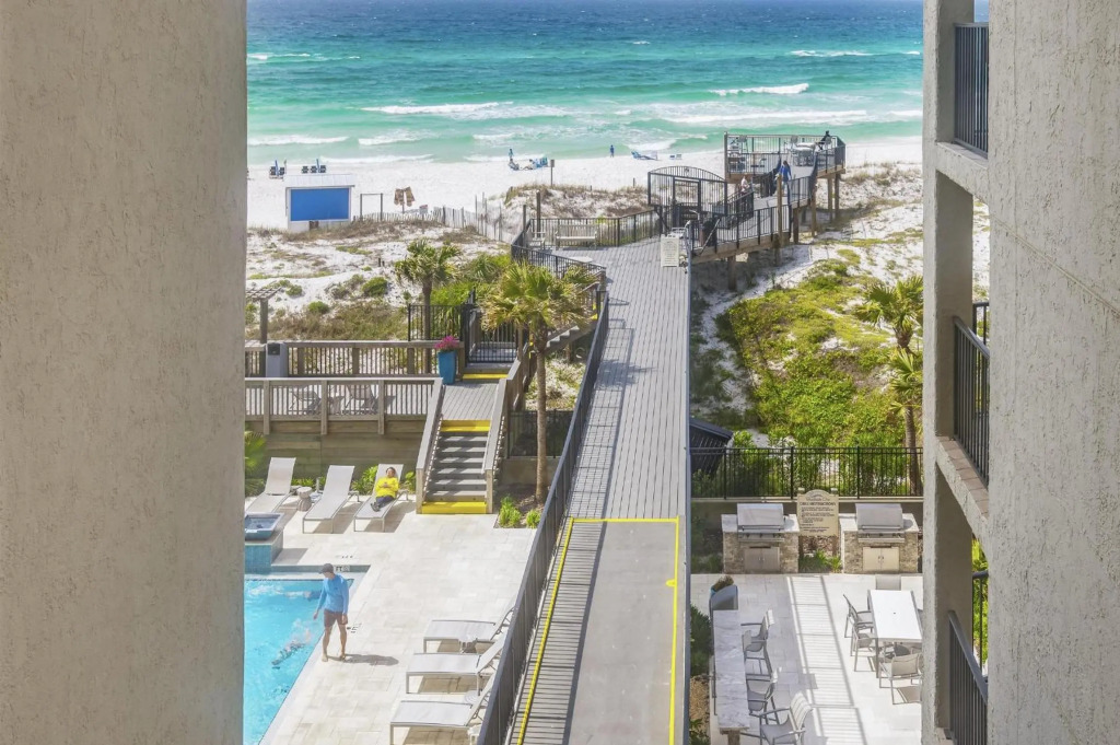 Beachside One 4064