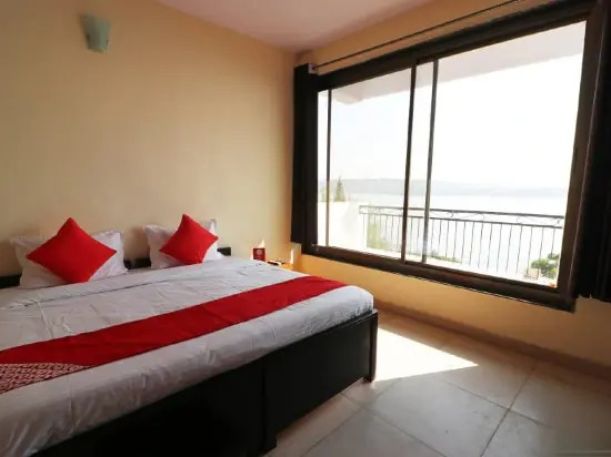 Hotel Maharaja by OYO Rooms