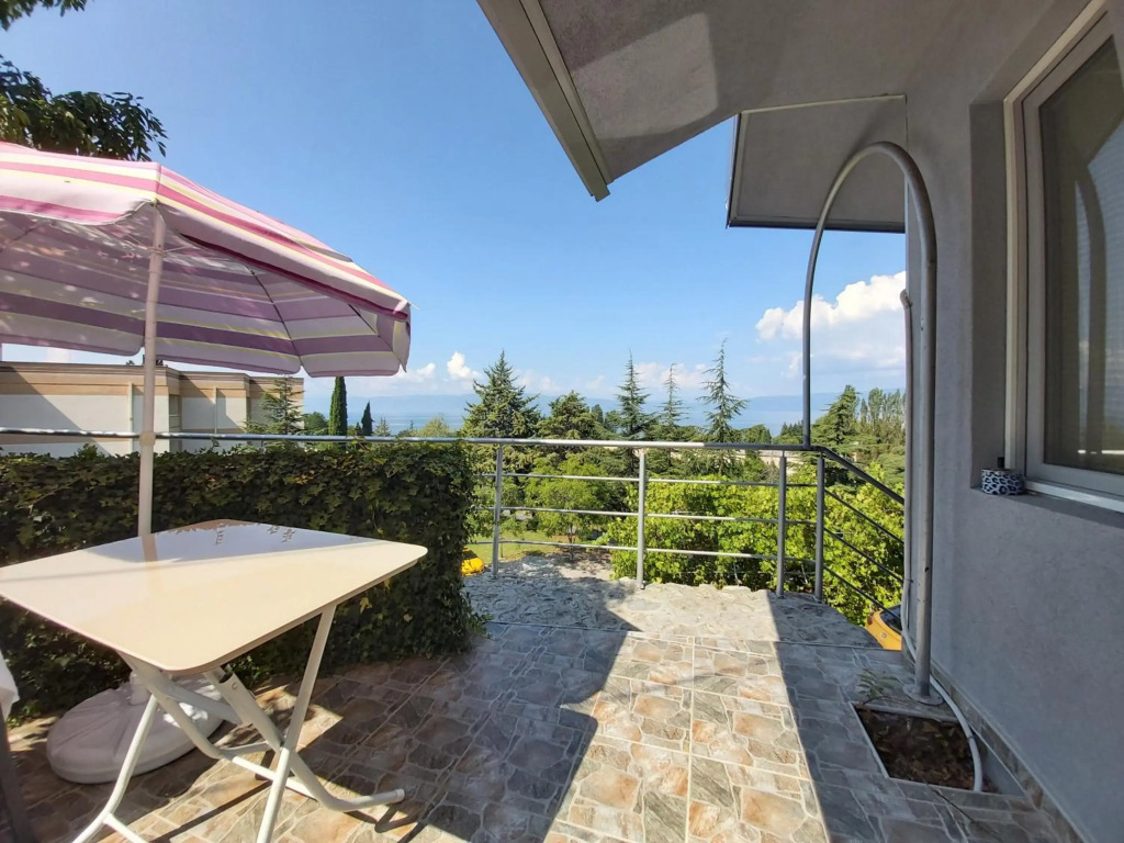 View Topia Apartments