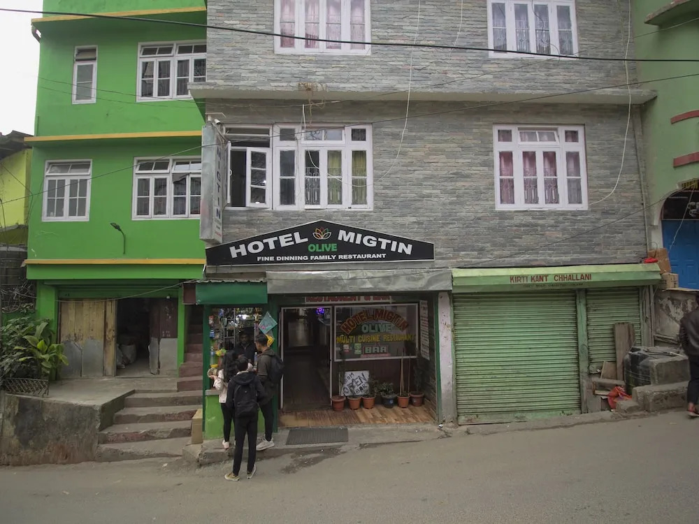 OYO 23629 Hotel Migtin