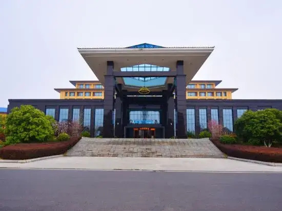 Aiman Hotel