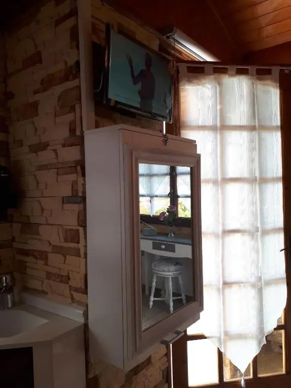 Montevrain Cottage