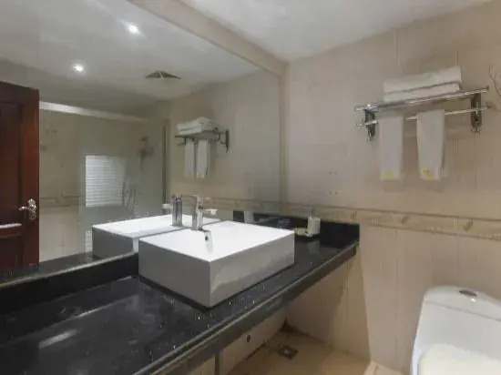Junwang Hotel Longjiang