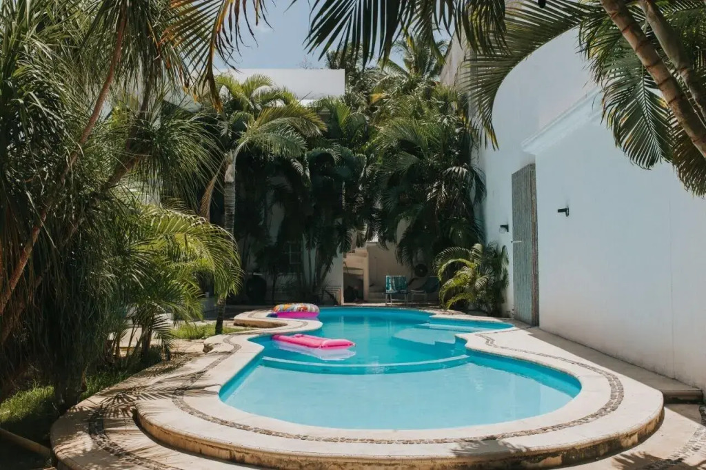 Bango Mango Hostel