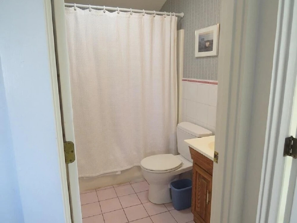 80 Highland Avenue - Three Bedroom House