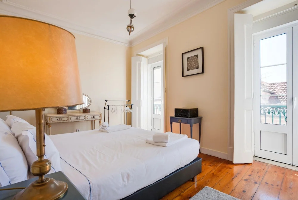 Fernando Pessoa Apartment Rentexperience