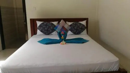 Santa Fe Homestay & Warong