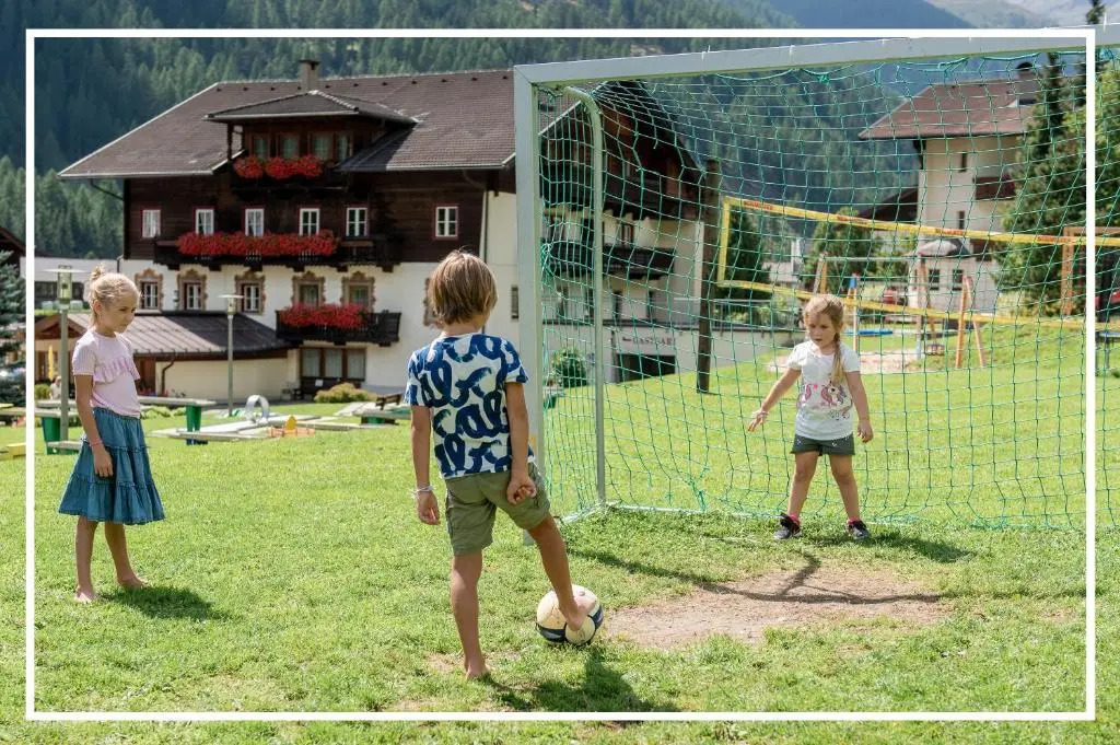 Gutshof - Urlaubsresort Hafele