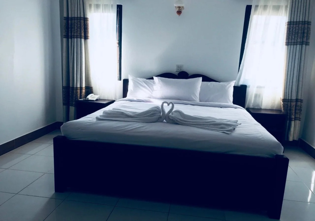 Khung City Hotel