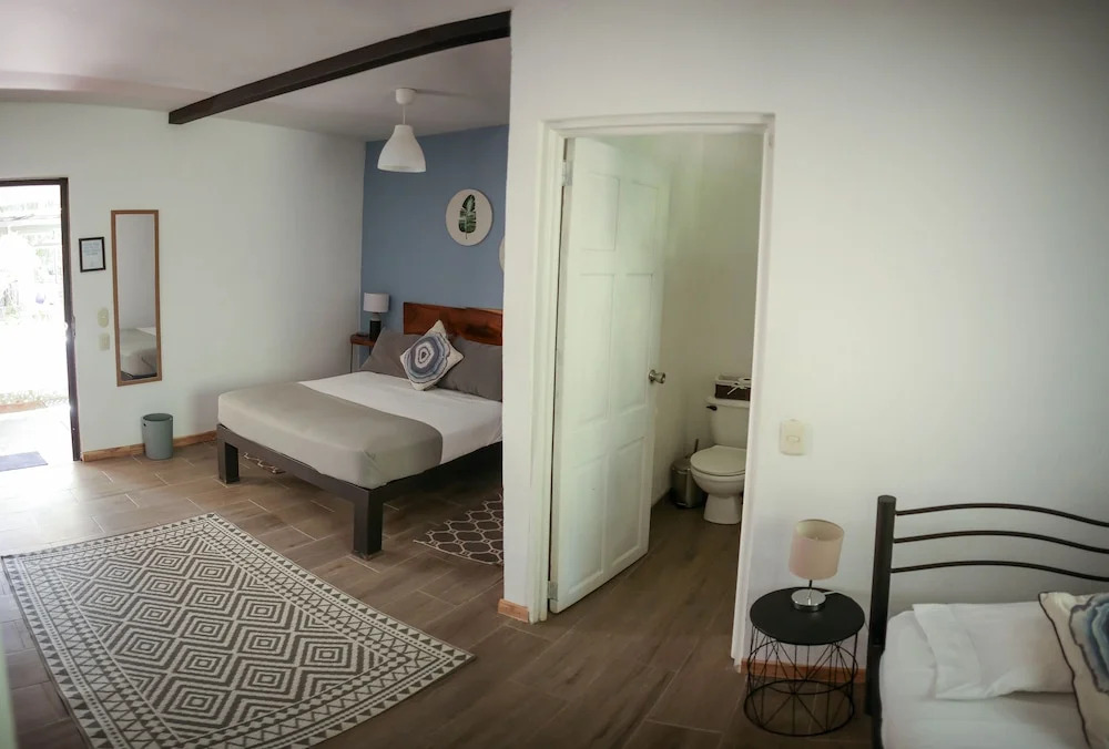 Believe Surf & Yoga Lodge Santa Teresa
