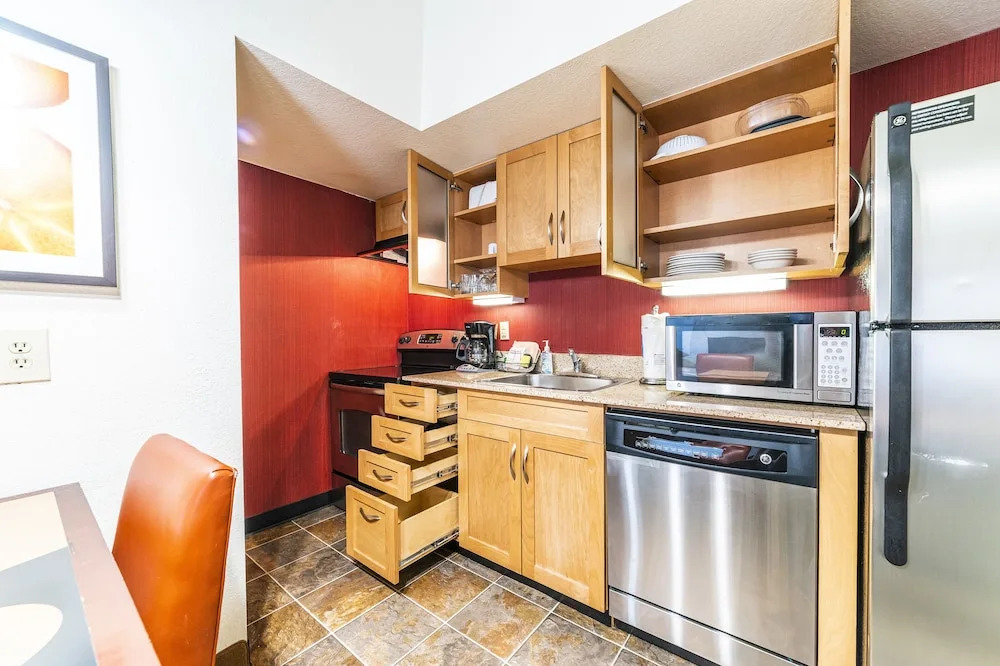 Metro Phoenix Extended Stay