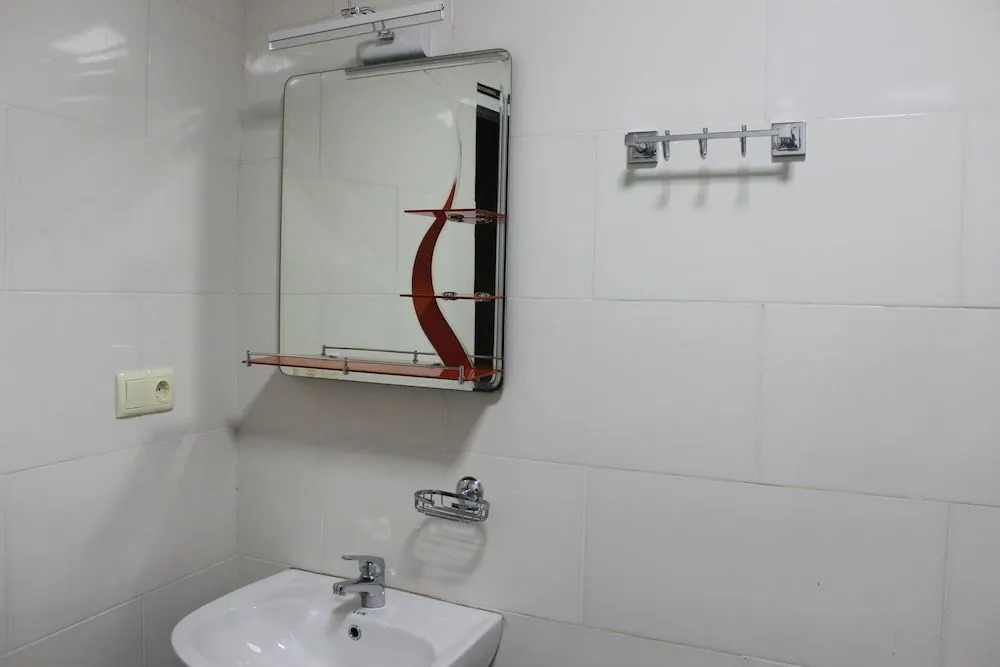 Отель Hotel 7