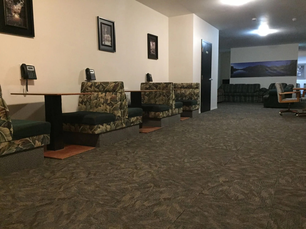 Invermere Hostel