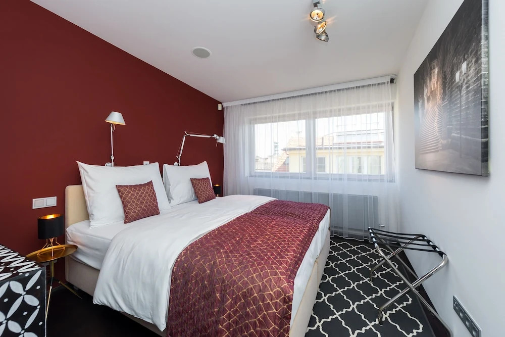 EMPIRENT Gold Street Apartments