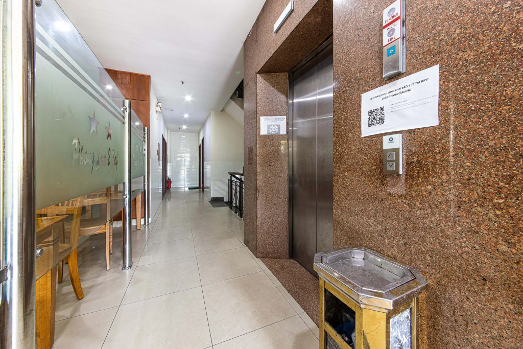 Phong Lan 2 Hotel