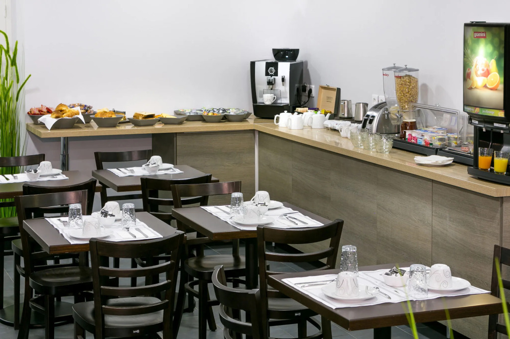 Hotel Foch Nancy Gare