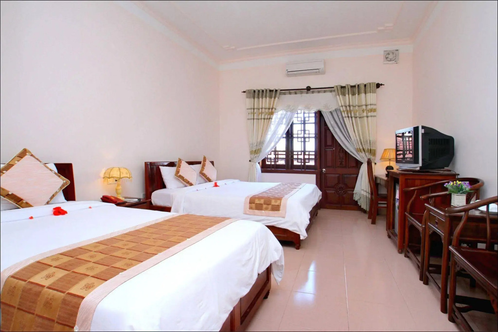 Bach Dang Hoi An Hotel
