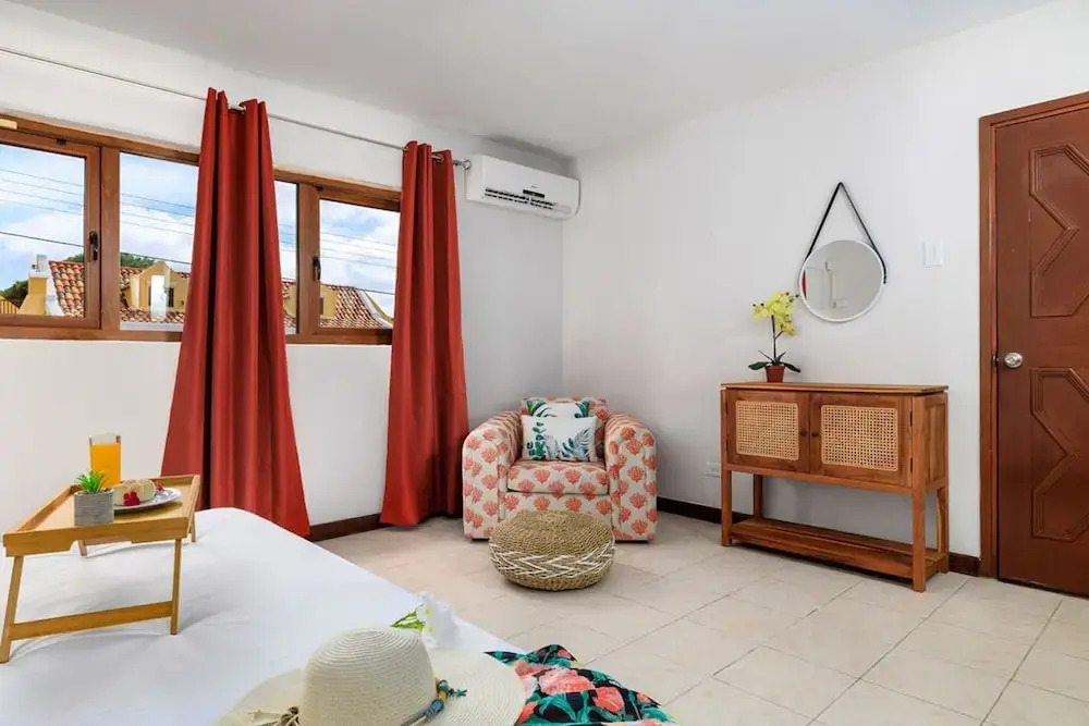 Spacious 4BR Villa Private Pool Cozy Location