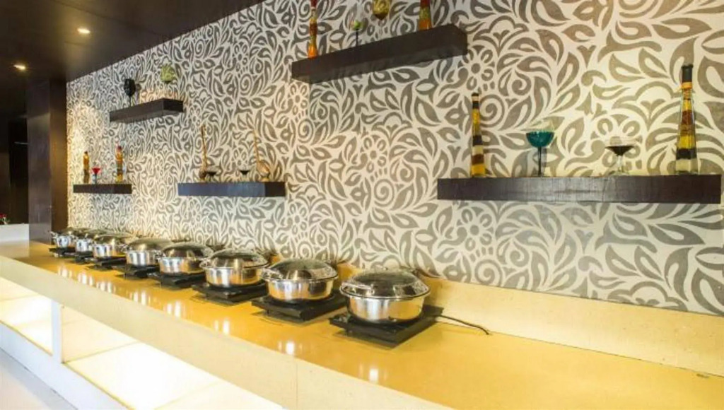 Lakshya's Hotel