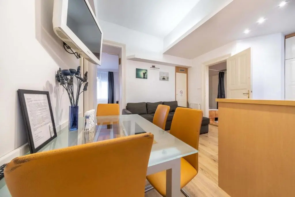 Anastasia 2 Bedrooms Apartment on Váci Utca