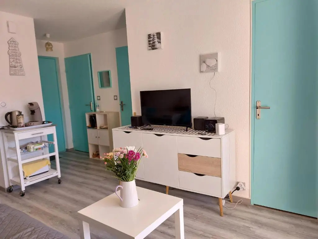 Appartement T 2 AVEC PISCINE