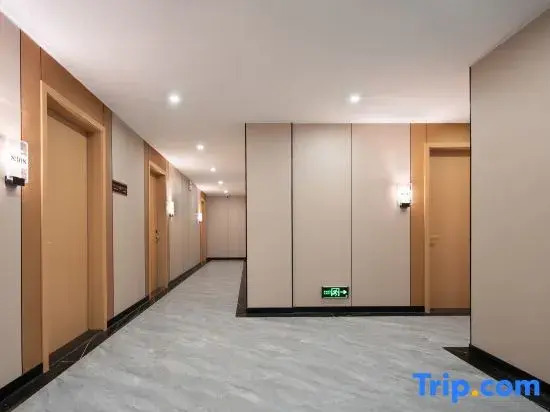 Happy Smart Hotel