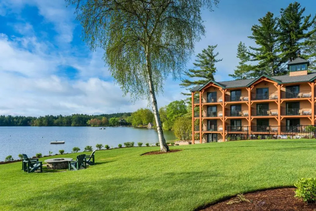 Center Harbor Inn