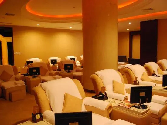 Jinding Mingdu International Hotel