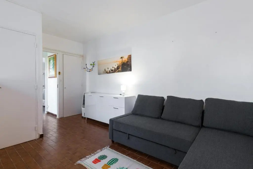 Comfortable studio with air-conditioning in Six-Fours-les-Plages - Welkeys