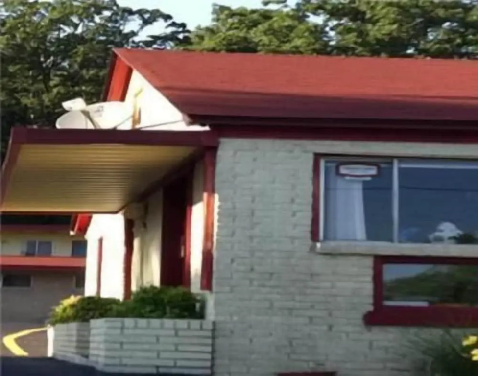 Budget Inn