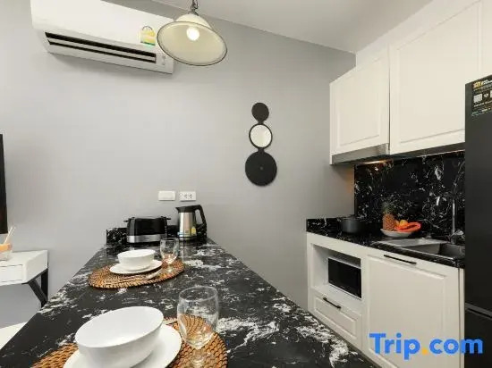 Nice Sea View Apartments, 5 min to Surin beach