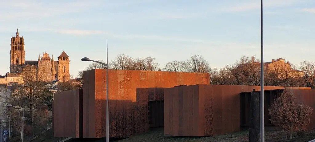 Au pied du musée Soulages, Superbe appartement T3
