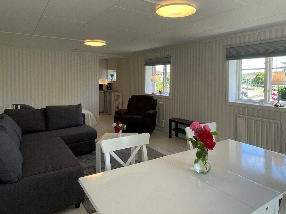 4 person holiday home in SKÄRHAMN