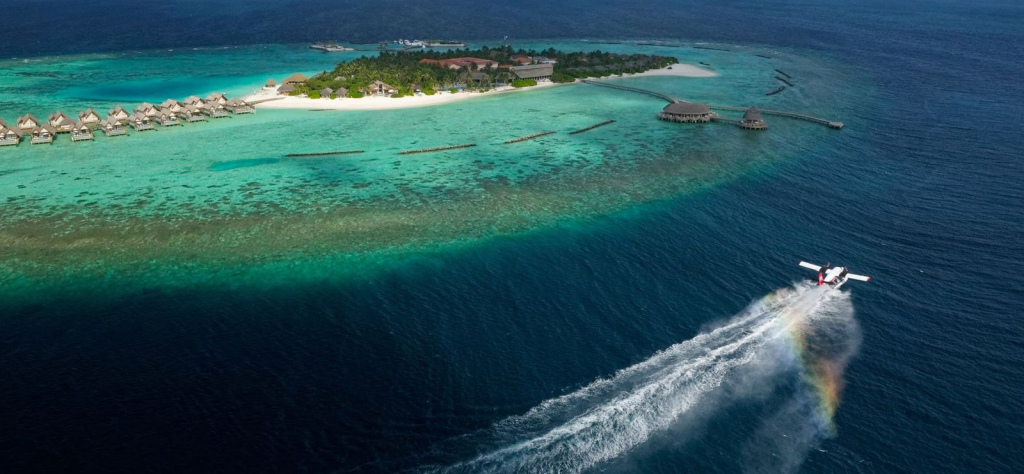 Emerald Faarufushi Resort & Spa - Deluxe All Inclusive