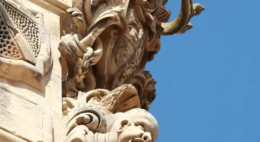 Palazzetto Arco Castro