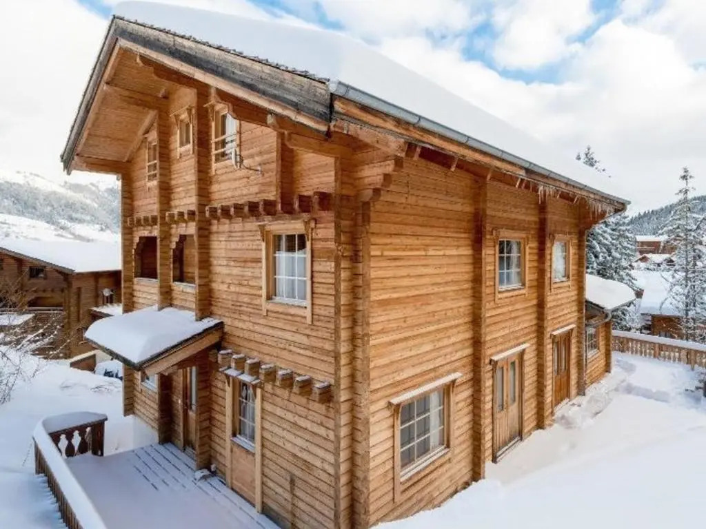 Chalet mitoyen traditionnel 12 personnes avec WiFi à La Tania - FR-1-513-61