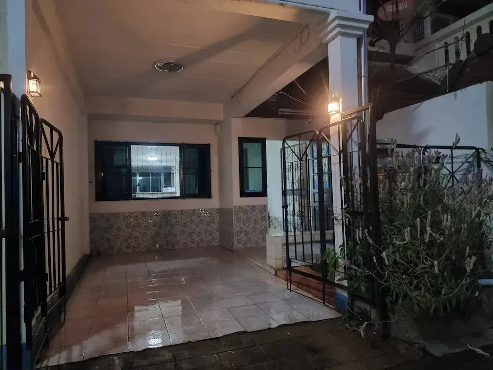 Chiang Mai Oasis 2-bedroom Home With Private Entrance & Modern Amenities