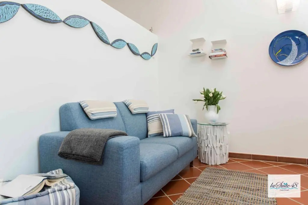 La Suite 48