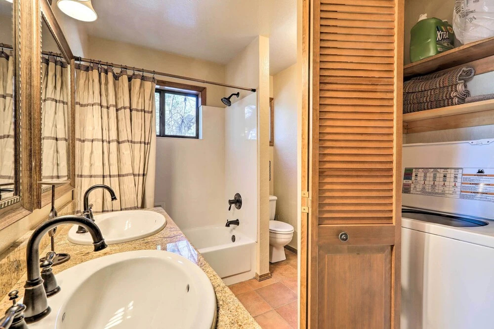 Pet-friendly Munds Park Retreat w/ Wraparound Deck