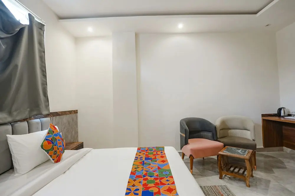 FabHotel Royale 116